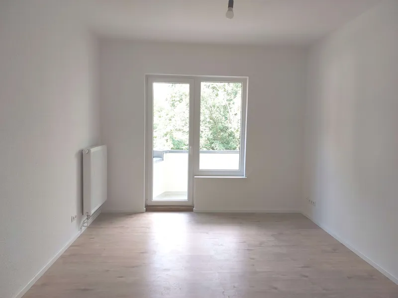 Erstbezug nach Sanierung! 3-Zimmer mit Balkon in Lichtenrade! — photo 1